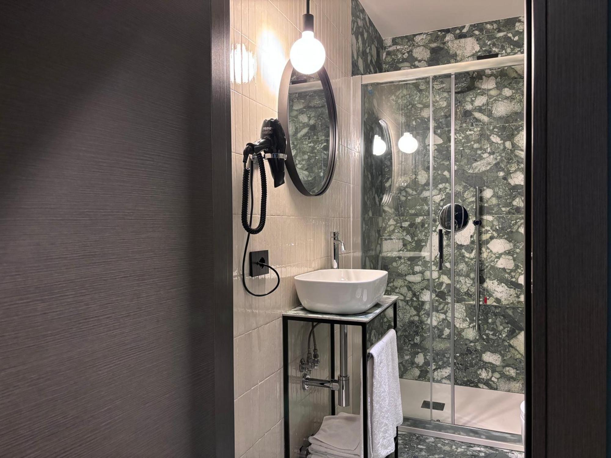 Av Hotel Milano Eksteriør bilde