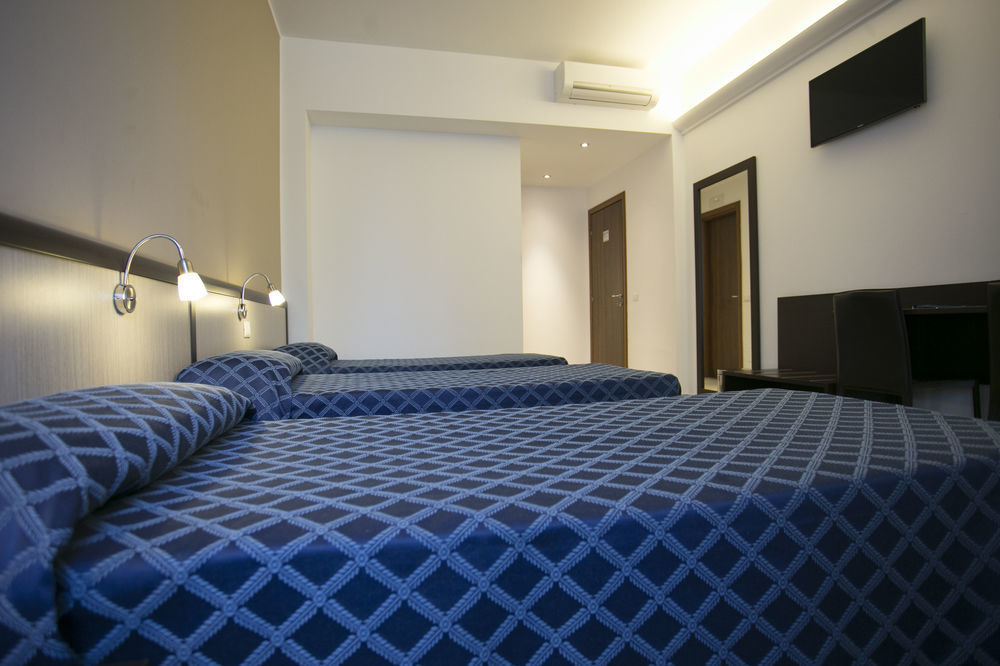 Av Hotel Milano Eksteriør bilde