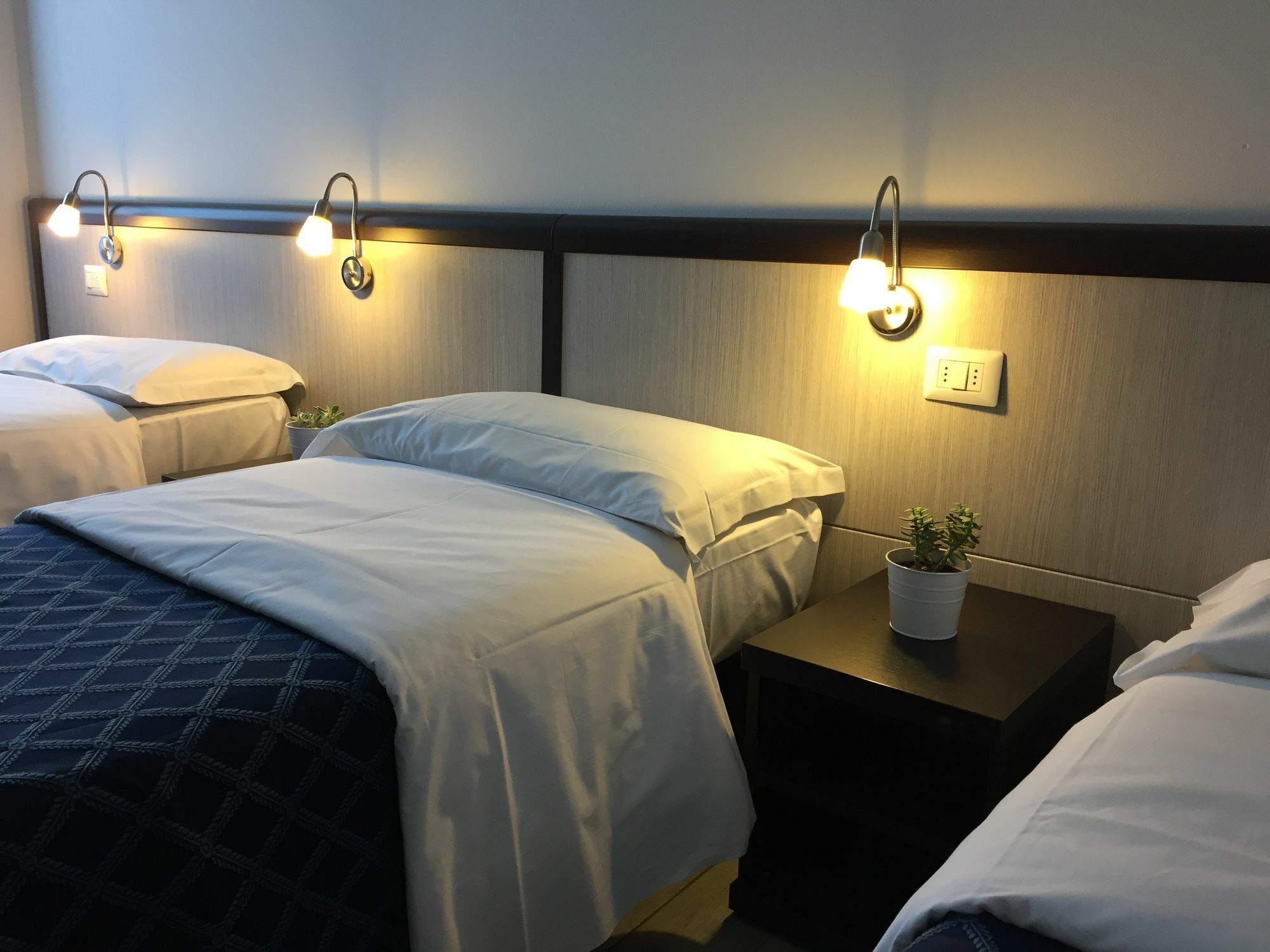 Av Hotel Milano Eksteriør bilde